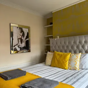 Séjour chez l'habitant House In Lisburn Road, Belfast